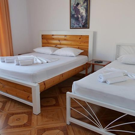 Villa Allkushi Sarandë Exteriör bild