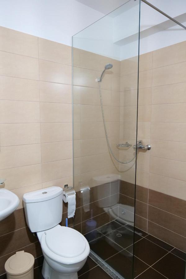 Villa Allkushi Sarandë Exteriör bild