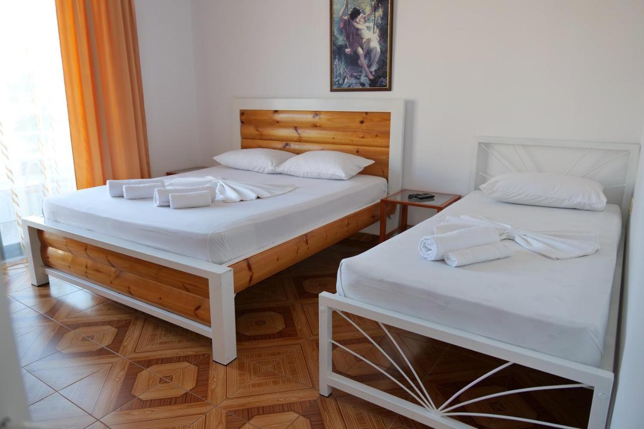 Villa Allkushi Sarandë Exteriör bild