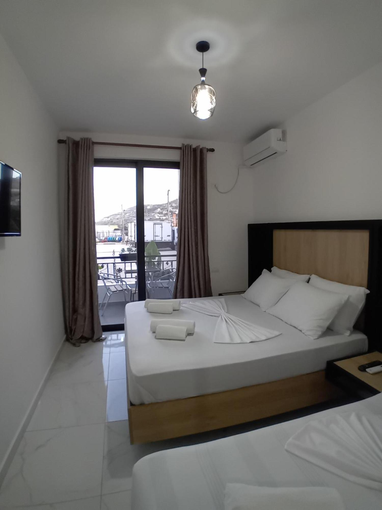 Villa Allkushi Sarandë Rum bild